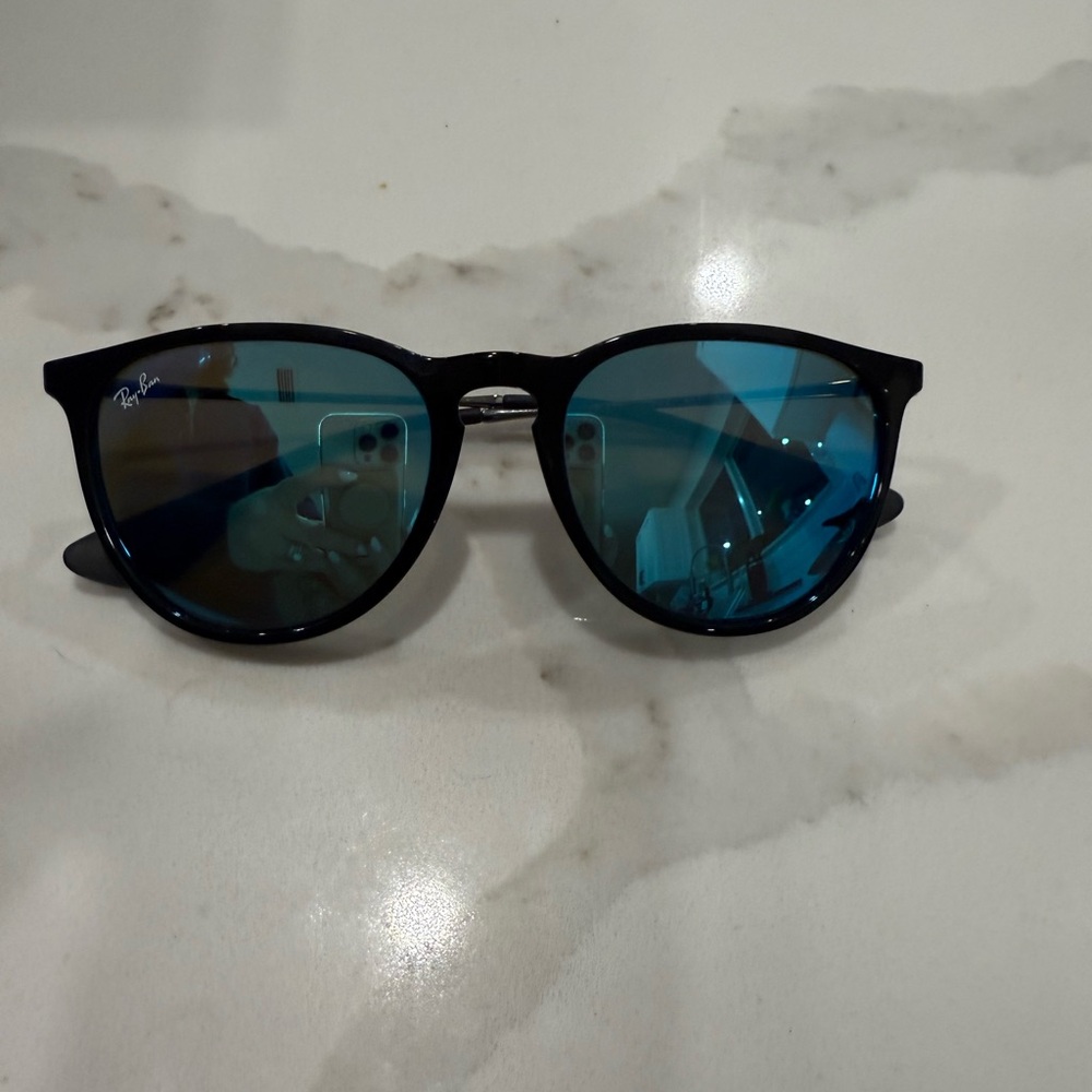 Ray-Ban Black Sunglasses with Blue Lenses